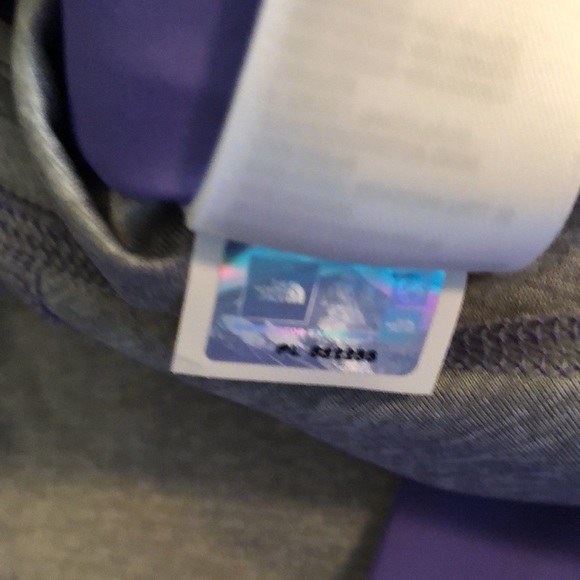 The North Face Jacket Never Stop Exploring - Picture 15 of 16